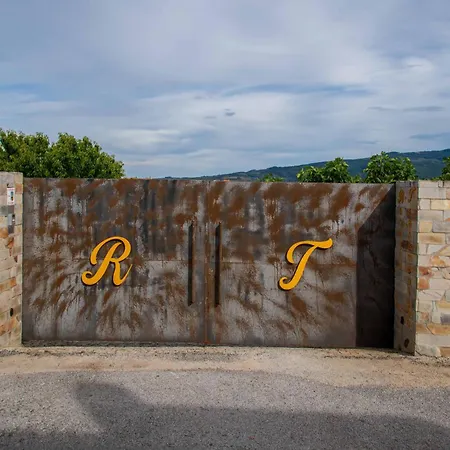 לינה וארוחת בוקר Recanto Transmontano 4*