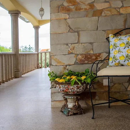 Recanto Transmontano Bed & Breakfast 4*