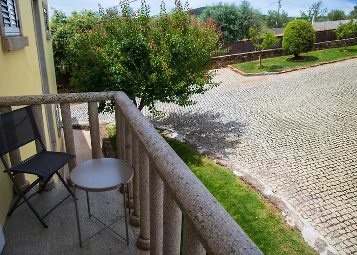 Recanto Transmontano Bed and breakfast